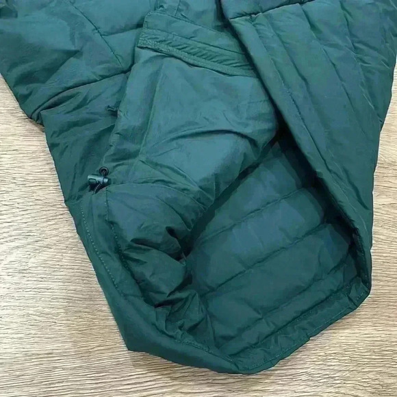 The North Face Women’s Plus Stretch Down Jacket, 1X - Picture 8 of 10